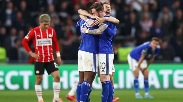 V pohárovej Európe si v budúcej sezóne môže zahrať až deväť anglických klubov