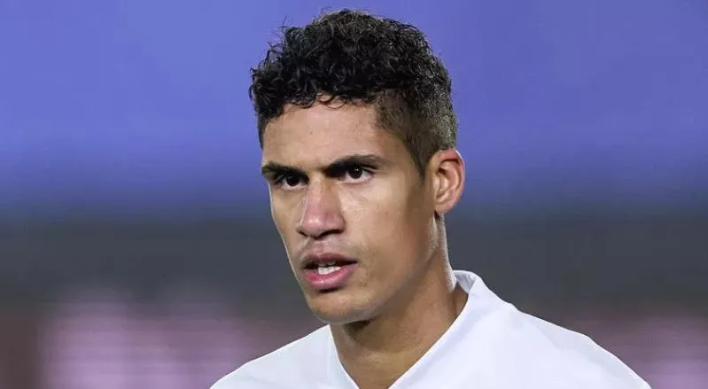 Prestupové novinky z Premier League: Pogba, Varane, Wilson, Shaqiri, White, Ramsdale