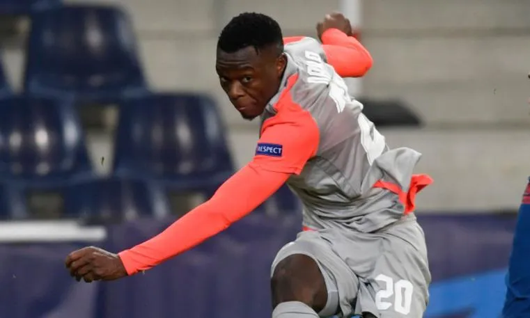 Prestupové novinky: Grealish, Sancho, Benitez, Daka, Tomiyasu, Onyeka, Tierney