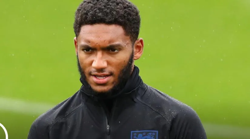 Liverpoolu sa zranil aj obranca Joe Gomez