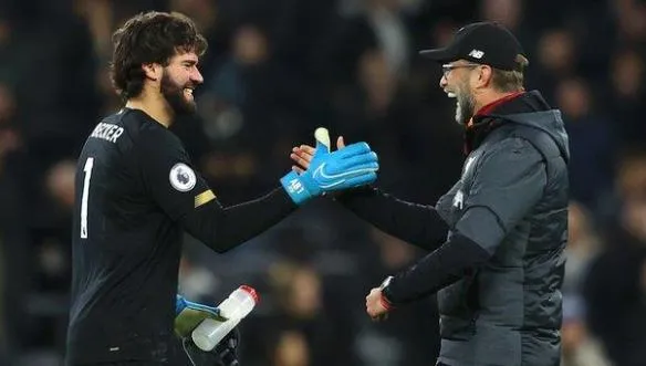 Liverpool prekonáva európske ligové futbalové rekordy