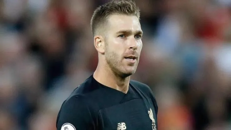 Brankárska kríza v Liverpoole pokračuje: Adrian má opuchnutý členok