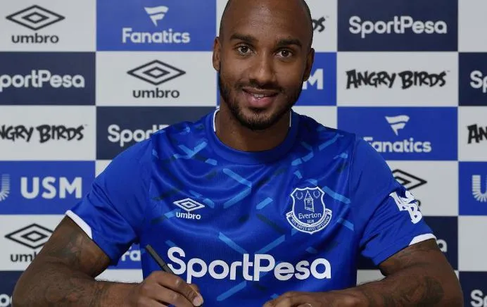 Everton získal záložníka Fabiana Delpha z Manchesteru City