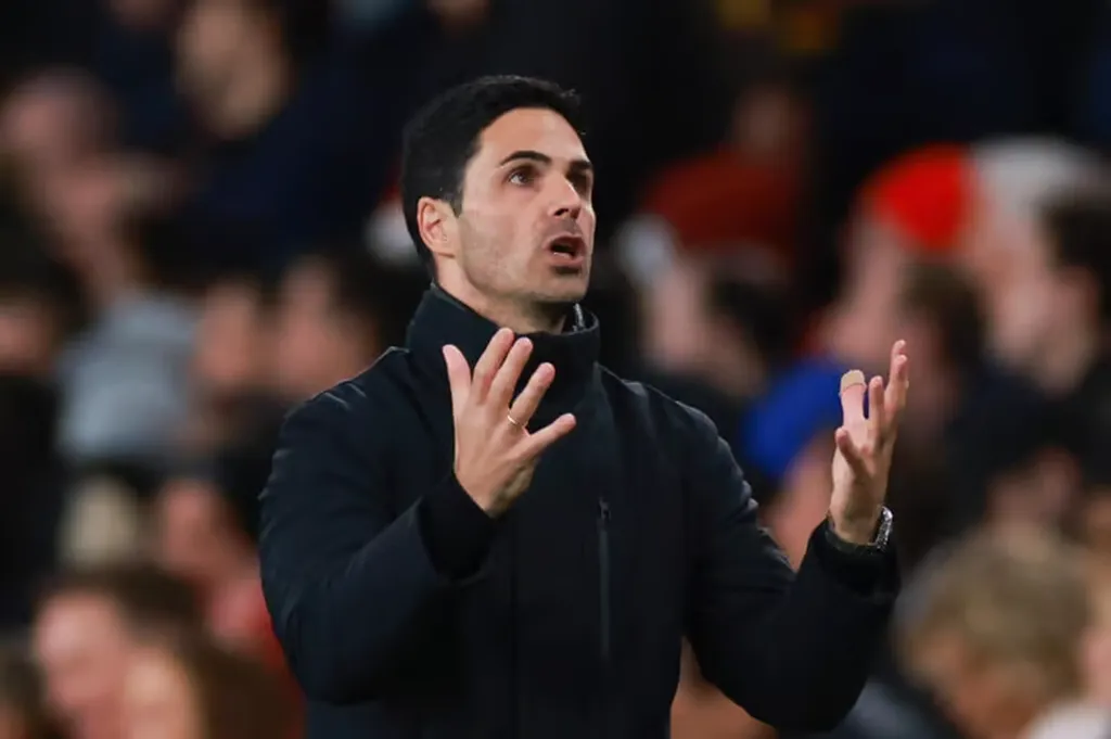 Arsenal a Liverpool otvorili cestu Man City k štvrtému ligovému titulu za sebou